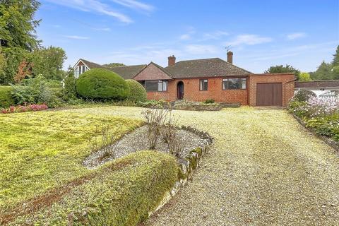 4 bedroom detached bungalow for sale, Firs Road, Salisbury SP5