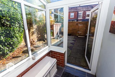 10 Heaplands, Greenmount, Bury, BL8 4BA