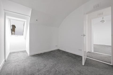 3 bedroom flat to rent, Keptie Street, Arbroath, Angus, DD11