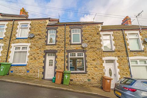 3 bedroom terraced house for sale, Ty-Newydd Street, Pontlottyn, CF81