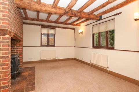 3 bedroom detached house to rent, Granary Place, Stanstead