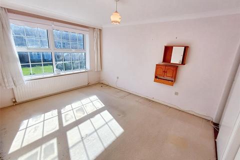 109 Copeland Drive, Poole, BH14 8NP