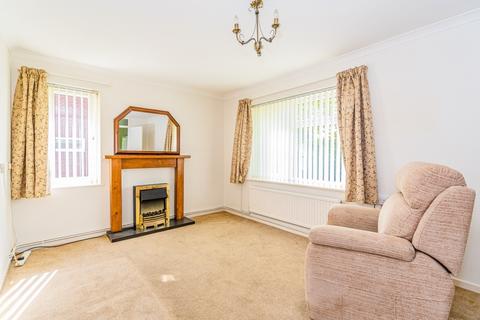 1 bedroom bungalow for sale, Langtons Meadow, Farnham Common  SL2