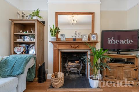 4 bedroom terraced house for sale, Newbury Road, Highams Park, E4