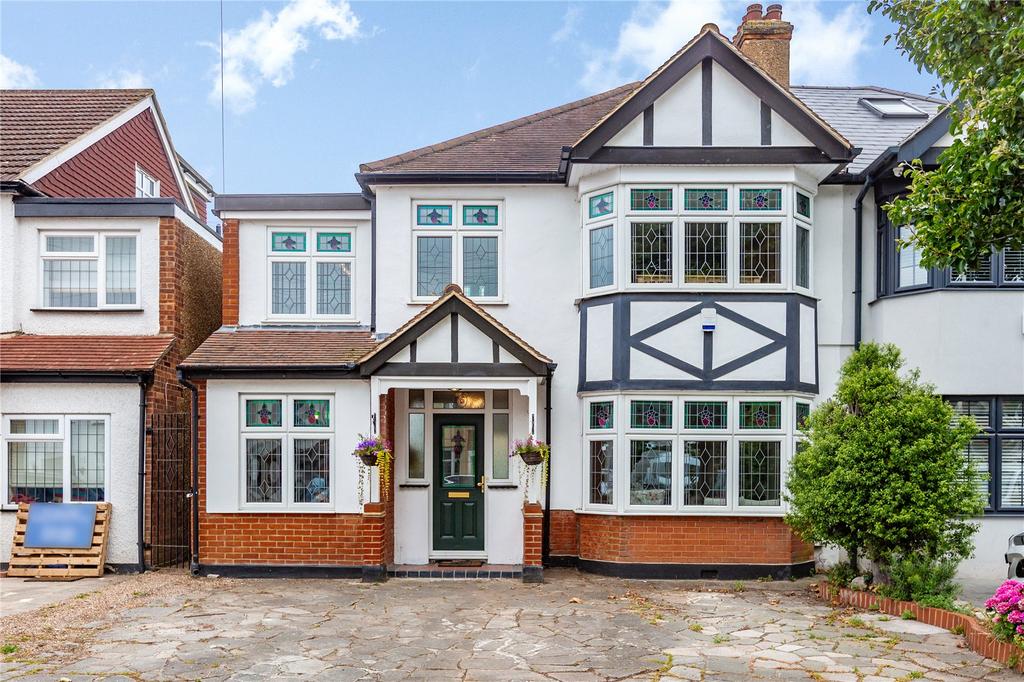 Melstock Avenue, Upminster, RM14 4 bed semidetached house for sale £