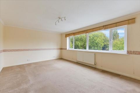 2 bedroom flat to rent, Ham Street, Ham, Richmond, Surrey, TW10