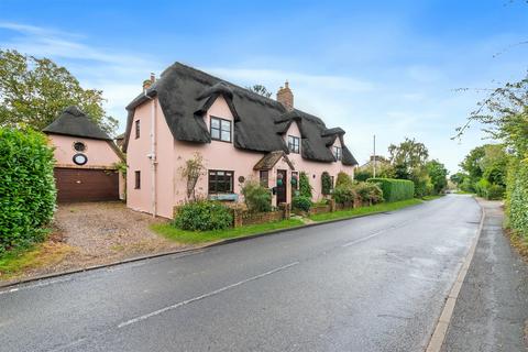 4 bedroom cottage for sale, Main Street, Old Weston PE28