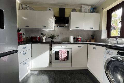 1 bedroom flat for sale, Katherine Court, Dargets Road, Chatham, ME5