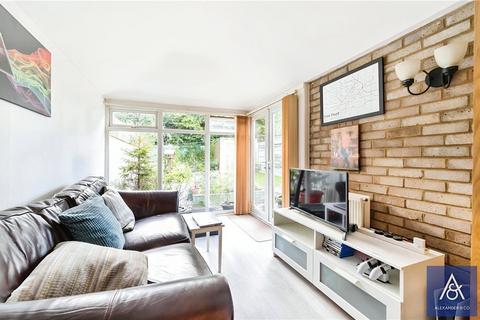 29 Bridgewater Road, Brackley, NN13 6BY