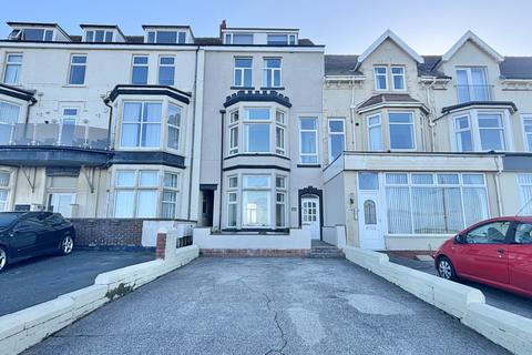 7 bedroom terraced house for sale, Queens Promenade, Bispham FY2