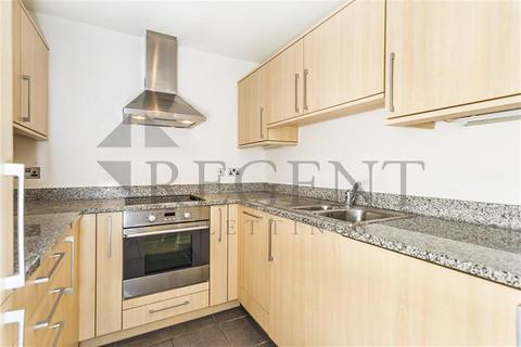 2 bedroom apartment to rent, Westgate Apartments, Royal Victoria Dock, E16 1BN