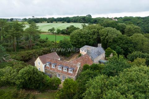 7 bedroom detached house for sale, St Ouen