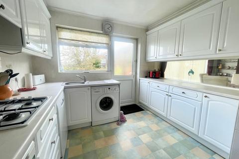 3 bedroom detached bungalow for sale, Wentworth Road, Dronfield Woodhouse, Dronfield, Derbyshire, S18 8ZU