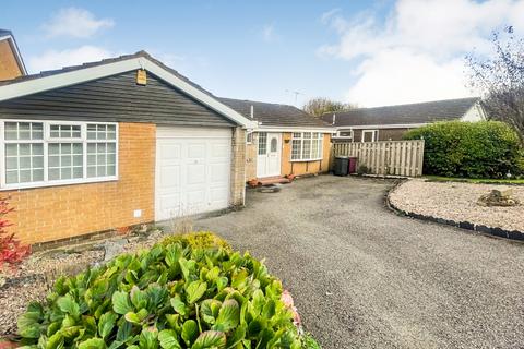 3 bedroom detached bungalow for sale, Wentworth Road, Dronfield Woodhouse, Dronfield, Derbyshire, S18 8ZU