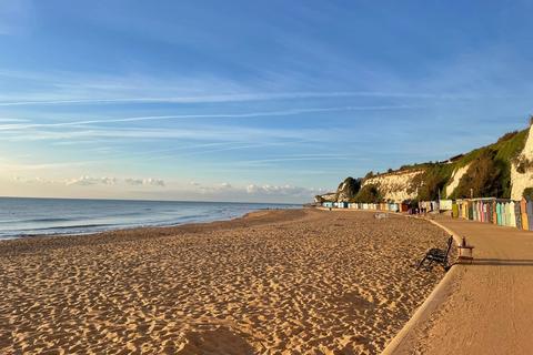 3 bedroom detached house for sale, Sea View Road, Broadstairs, CT10