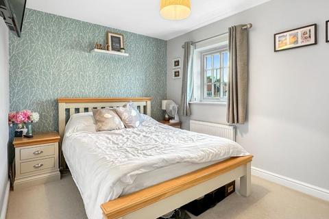8 Wheatsheaf Way, Waterbeach, Cambridge, CB25 9GG