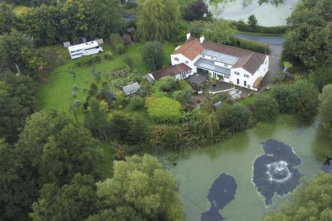 6 bedroom country house for sale, The Brickyards, Stamford Bridge