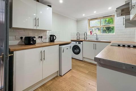 5 bedroom terraced house for sale, Penryn