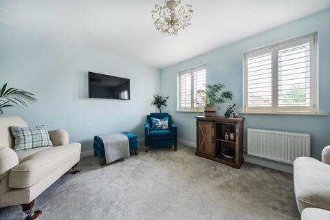 63 Cantley Road, Great Denham, Bedford, MK40 4RX