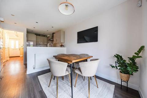63 Cantley Road, Great Denham, Bedford, MK40 4RX