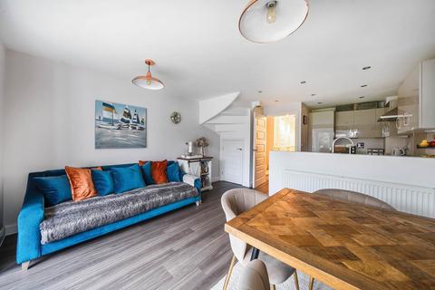 63 Cantley Road, Great Denham, Bedford, MK40 4RX