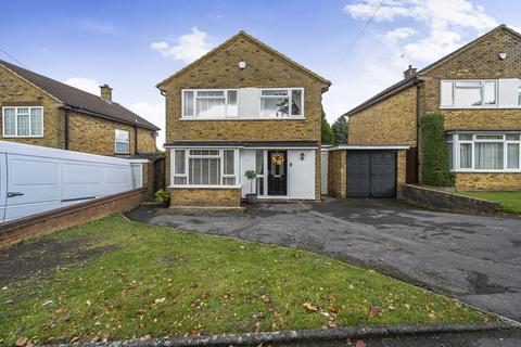 3 bedroom detached house for sale, Appleby Gardens, Dunstable LU6