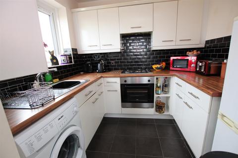 2 bedroom apartment for sale, Ned Lane, Bradford