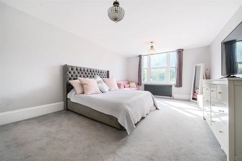 6 bedroom detached house for sale, Richmond Road, New Barnet, Hertfordshire, EN5