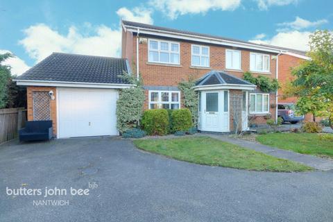 3 bedroom semi-detached house for sale, Kestrel Close, Crewe