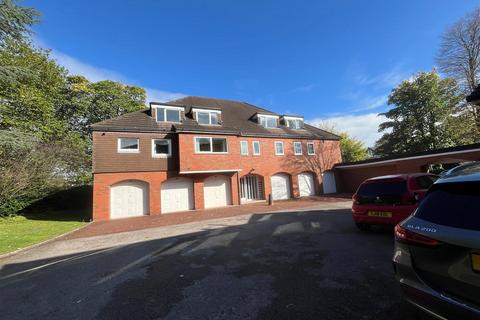 2 bedroom apartment to rent, Green Hall Mews, Wilmslow