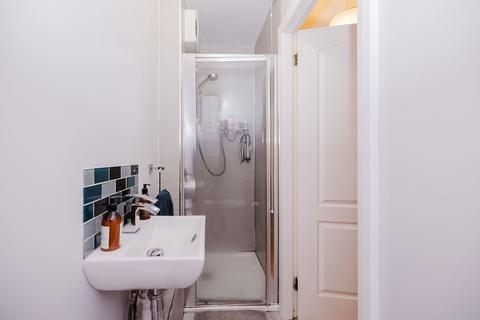 3 Buckstone Lea, Edinburgh, EH10 6XE