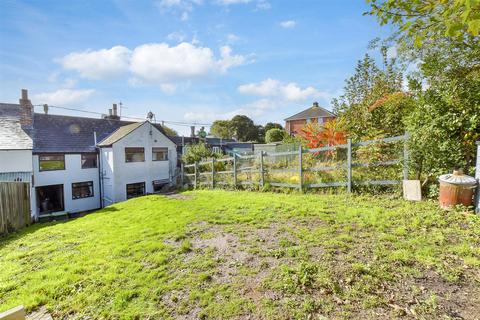 2 bedroom cottage for sale, Carisbrooke High Street, Newport, Isle of Wight