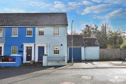 2 bedroom end of terrace house for sale, Brookside Avenue, Johnston, Haverfordwest