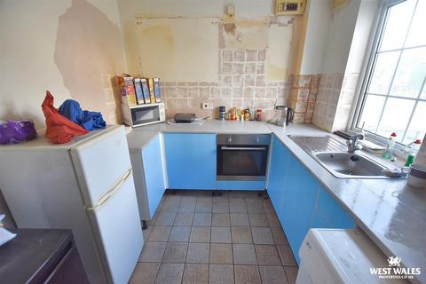 2 bedroom end of terrace house for sale, Brookside Avenue, Johnston, Haverfordwest