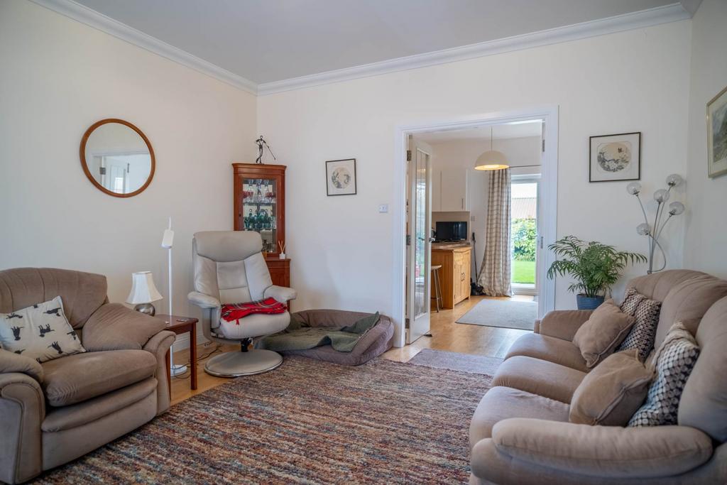 Burns Way, Dunlop 3 bed semidetached house for sale £215,000