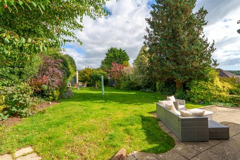 3 bedroom bungalow for sale, Sullington Gardens, Findon Valley, Worthing, West Sussex, BN14