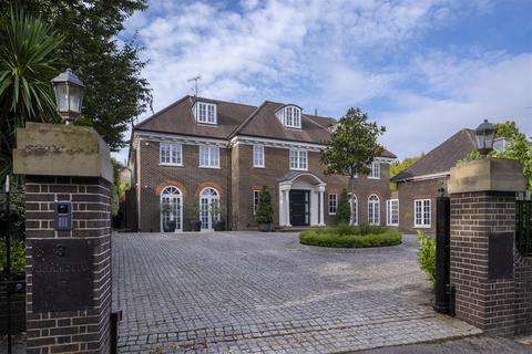 5 bedroom detached house for sale, Byron Drive, N2