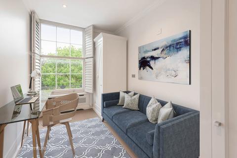 3 bedroom apartment for sale, Cadogan Place, London SW1X