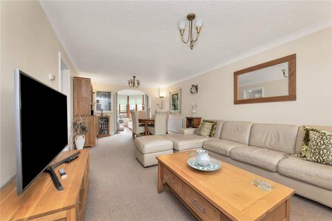 4 bedroom detached house for sale, Landbeach Road, Milton, Cambridge, Cambridgeshire