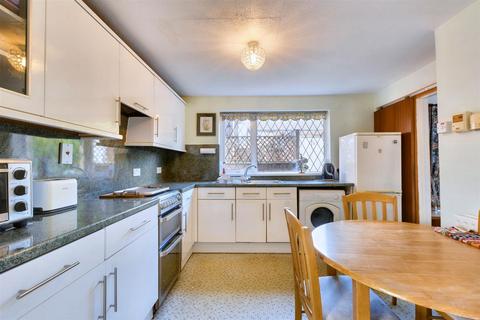 3 bedroom semi-detached house for sale, Foxwood Grove, Calverton, Nottingham