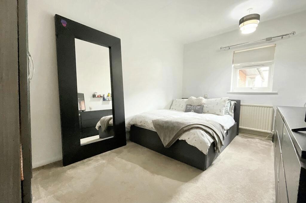 The Cutchel, Lutterworth LE17 1 bed flat for sale £120,000