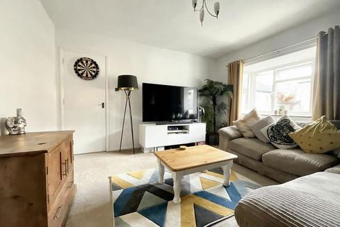 1 bedroom flat for sale, The Cutchel, Lutterworth LE17