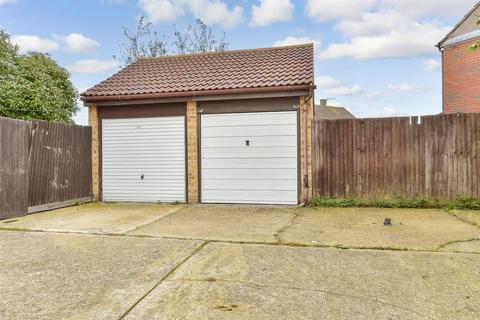 72 Elmdon Road, South Ockendon, RM15 5BF