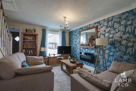 5 Deal Close, Clacton-on-sea, CO15 1NE