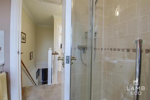 5 Deal Close, Clacton-on-sea, CO15 1NE