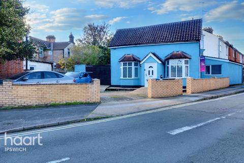 3 bedroom detached house for sale, Austin Street, Ipswich