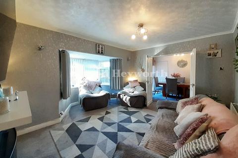 12 High Duddon Close, Askam-in-furness, LA16 7EW