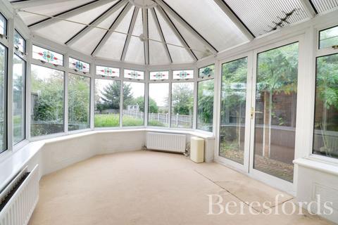 10 Steeple Road, Latchingdon, Chelmsford, CM3 6JX