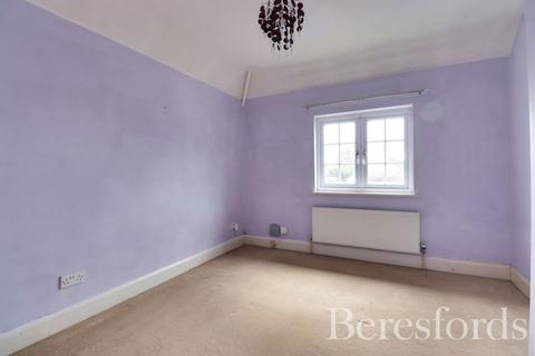 10 Steeple Road, Latchingdon, Chelmsford, CM3 6JX