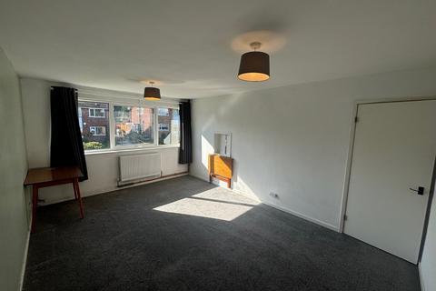 2 bedroom maisonette to rent, The Longlands, Barnt Green, Birmingham, Worcestershire, B45